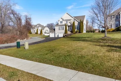 8 Pine Tree Dr, Methuen, MA 01844 photo 7
