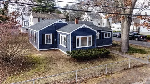 34 Bay State Rd, Tewksbury, MA 01876