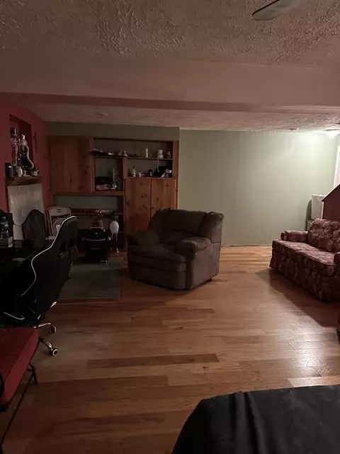 105 Paris Ave, Worcester, MA 01603 photo 9