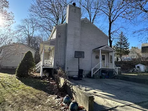 105 Paris Ave, Worcester, MA 01603 photo 2