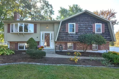 6 Woodridge Rd, Milford, MA 01757