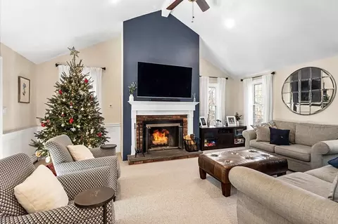 5 Stonegate Ln, Hingham, MA 02043 photo 7