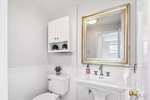 5 Stonegate Ln, Hingham, MA 02043 photo 9