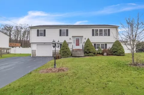 45 Sunny Ave, Webster, MA 01570