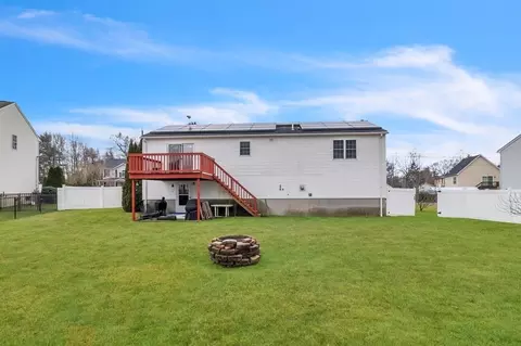 45 Sunny Ave, Webster, MA 01570 photo 3