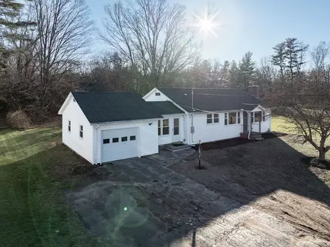 140 Everett St, Easthampton, MA 01027 photo 37