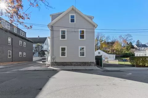 57 Buffum St #2, Salem, MA 01970