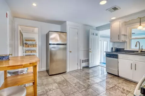 179 Spring St, Millis, MA 02054 photo 4