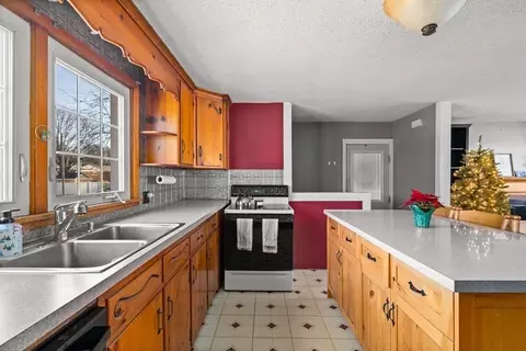 89 Fox Hill Rd, Springfield, MA 01118 photo 10