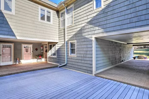 9 Devlin Cir #9, Blackstone, MA 01504 photo 2
