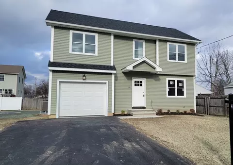 10 Harding St, Chicopee, MA 01013 photo 2
