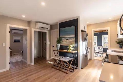 45 Holly St, Gloucester, MA 01930 photo 8