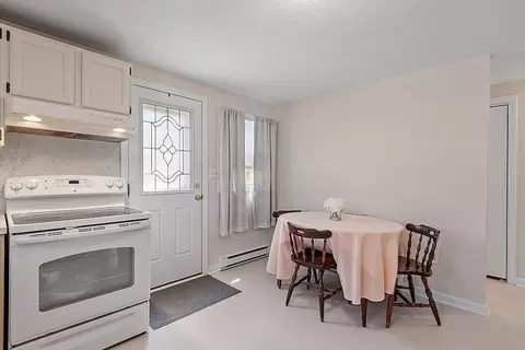 18 Massasoit Rd #A, Worcester, MA 01604 photo 8