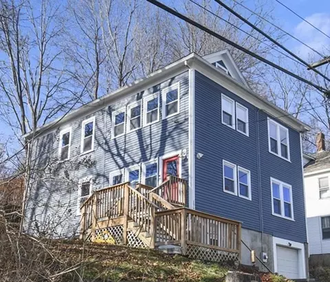 177 Sherman St, Gardner, MA 01440