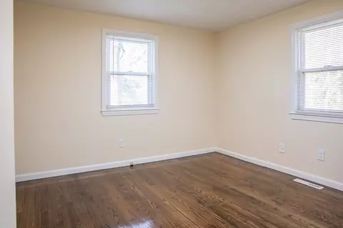 63 Phelps St, Easthampton, MA 01027 photo 21