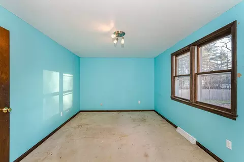 29 Emery Rd, Townsend, MA 01469 photo 10