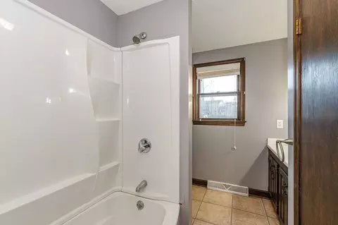 29 Emery Rd, Townsend, MA 01469 photo 14