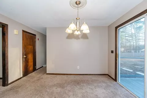 29 Emery Rd, Townsend, MA 01469 photo 5