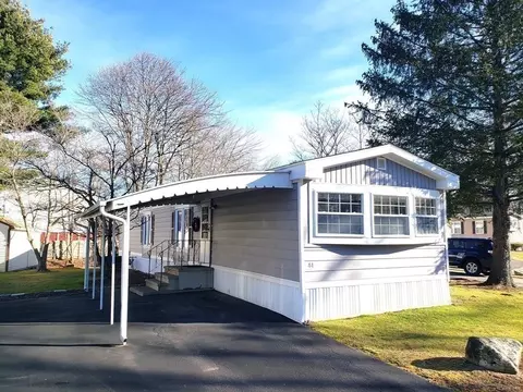 44 Victoria Ln, Marlborough, MA 01752