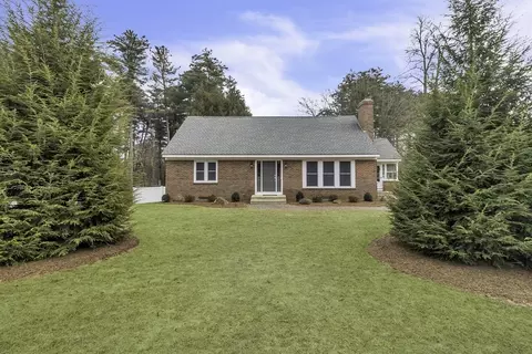 36 Lee St, East Longmeadow, MA 01028
