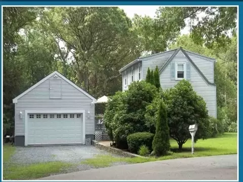 3 Abbott Rd, Attleboro, MA 02703 photo 2