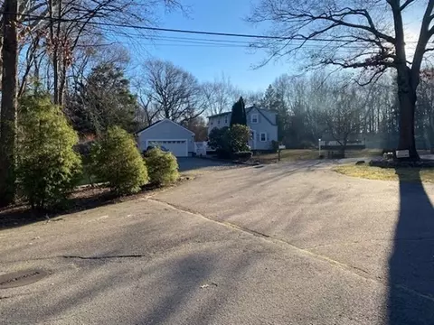 3 Abbott Rd, Attleboro, MA 02703 photo 4