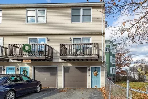 11 W Bowers St #1, Lowell, MA 01854