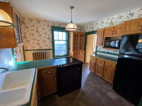 17 Wright St, Easthampton, MA 01027 photo 13