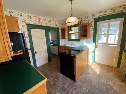 17 Wright St, Easthampton, MA 01027 photo 12