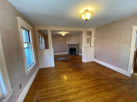 17 Wright St, Easthampton, MA 01027 photo 8