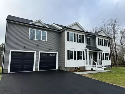 1479 Main St, Acushnet, MA 02743