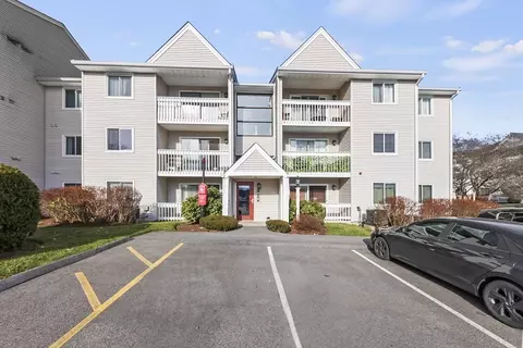 15 Bower Rd #E12, Quincy, MA 02169