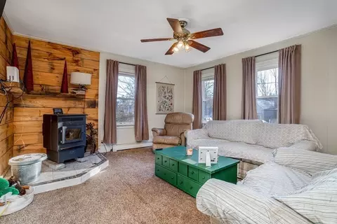 35 S Main St, Ashburnham, MA 01430 photo 16