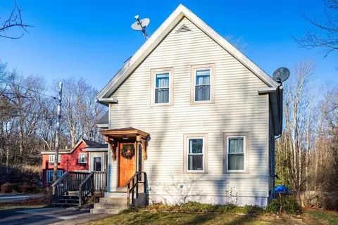 35 S Main St, Ashburnham, MA 01430 photo 2