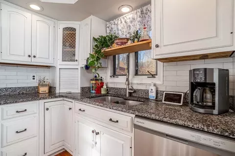 35 S Main St, Ashburnham, MA 01430 photo 9