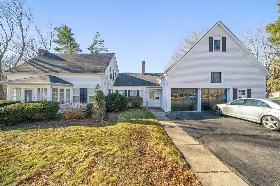 56 Liberty St, Rockland, MA 02370 26 Photos Movoto