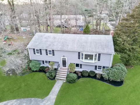 164 Hall St, Raynham, MA 02767