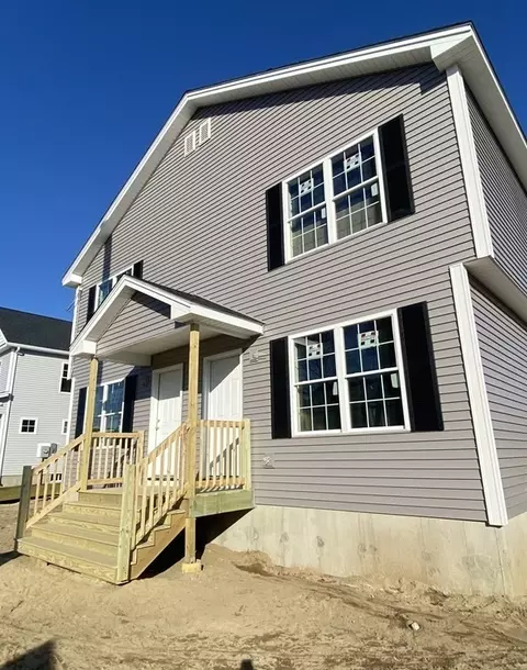 408-410 Central St, Springfield, MA 01105