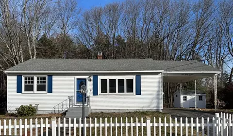 137 Connors St, Fitchburg, MA 01420
