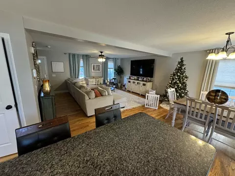 25 Laurence, Springfield, MA 01104 photo 7
