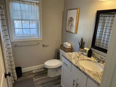 25 Laurence, Springfield, MA 01104 photo 16
