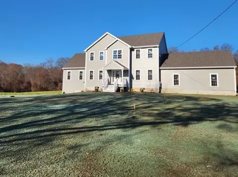 4 Central Turnpike, Sutton, MA 01590 photo 2