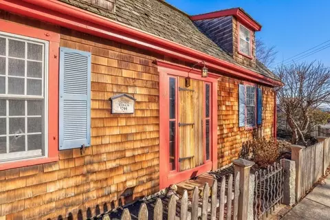 16 Main St, Hull, MA 02045 photo 2