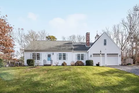 66 Longfellow Dr, Dennis, MA 02638
