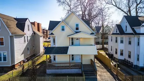 21 Greenwich St, Springfield, MA 01107