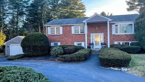 56 Plain Dr, Stoughton, MA 02072