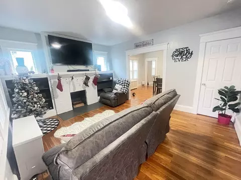 32-34 Rittenhouse Ter, Springfield, MA 01108 photo 4