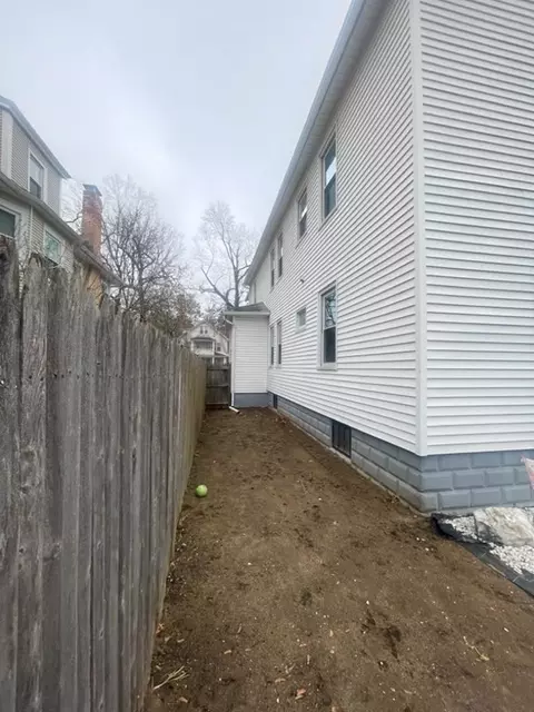 32-34 Rittenhouse Ter, Springfield, MA 01108 photo 20