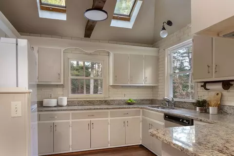 1 Checkerberry Ln, Wareham, MA 02571 photo 12