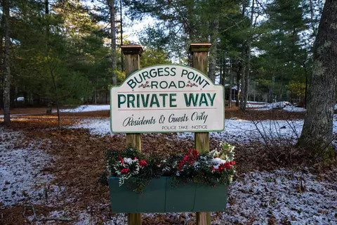 1 Checkerberry Ln, Wareham, MA 02571 photo 3
